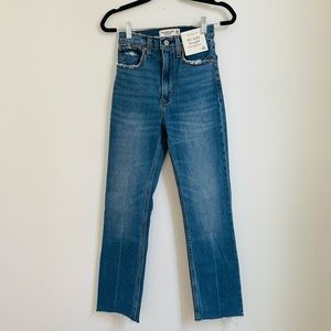 Abercrombie & Fitch Ultra High Rise Ankle Straight Jeans